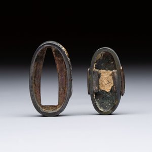 A varied group of six Japanese koshirae components or sword fittings, Edo — photo 10