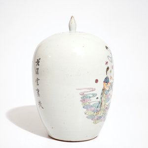 A varied lot of Chinese famille rose and monochrome porcelain, 19/20th C. — 照片 11