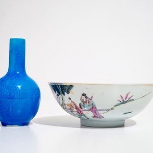 A varied lot of Chinese famille rose and monochrome porcelain, 19/20th C. — 照片 7