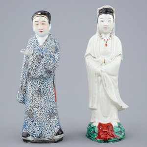 A varied lot of Chinese famille rose porcelain, 19/20th C. — photo 4
