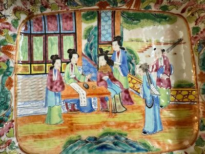 A very extensive Chinese Canton famille rose 81-piece dinner service, 19th C. — 照片 44