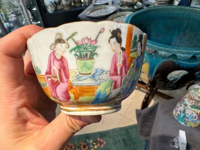 A very extensive Chinese Canton famille rose 81-piece dinner service, 19th C. — 照片 61