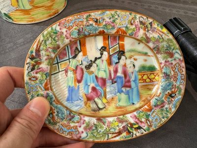 A very extensive Chinese Canton famille rose 81-piece dinner service, 19th C. — 照片 75