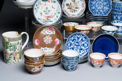 A very extensive collection of Chinese cups and saucers, Kangxi and later — foto 6