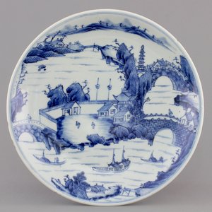 A very fine Chinese blue and white porcelain landscape plate, Kangxi, ca. 1670 — photo 1
