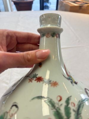 A very fine Dutch-decorated Japanese Arita bottle, Edo, 17th C. — photo 9
