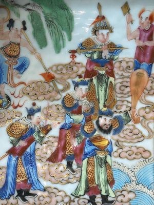 A very fine hexagonal Chinese Canton famille rose jardiniere, 19th C. — photo 11