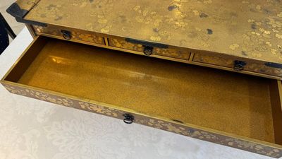 A very fine Japanese hiramaki-e on nashiji lacquer suzuribako, Edo, 18th C. — photo 17