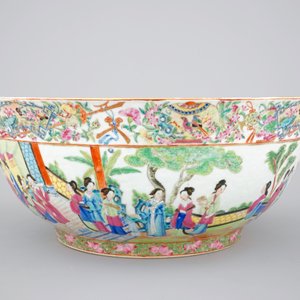 A very fine large Chinese famille rose porcelain Canton bowl, 19th C. — foto 5
