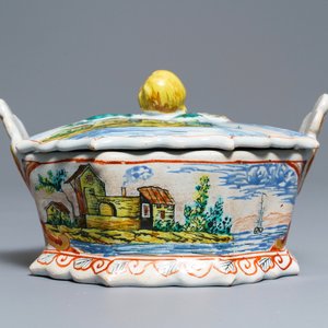 A very fine polychrome petit feu Dutch Delft butter tub on stand, 18th C. — 照片 5