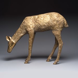 A very large brass sculpture of a deer, Hollywood Regency, 20th C. — photo 2