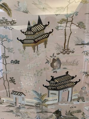A very large Chinese beige-ground embroidered silk panel depicting scenes of Chinese rural life, 19th C. — photo 11