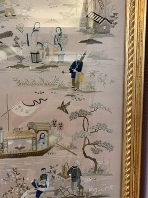 A very large Chinese beige-ground embroidered silk panel depicting scenes of Chinese rural life, 19th C. — photo 17