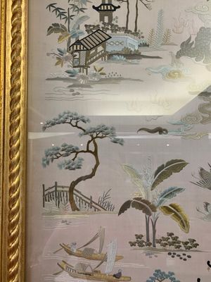 A very large Chinese beige-ground embroidered silk panel depicting scenes of Chinese rural life, 19th C. — photo 5