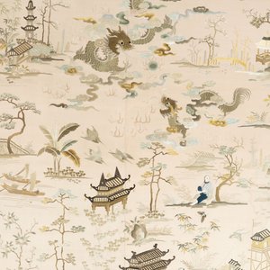 A very large Chinese beige-ground embroidered silk panel depicting scenes of Chinese rural life, 19th C. — photo 3