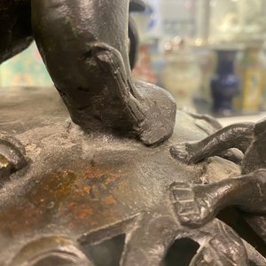 A very large Chinese bronze censer and cover, Xuande mark, Ming — 照片 15