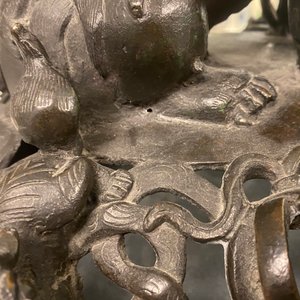 A very large Chinese bronze censer and cover, Xuande mark, Ming — 照片 16