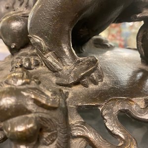 A very large Chinese bronze censer and cover, Xuande mark, Ming — 照片 17