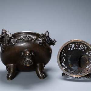 A very large Chinese bronze censer and cover, Xuande mark, Ming — 照片 7