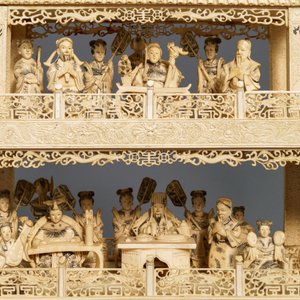 A very large Chinese carved ivory model of a dragon boat, 19th C. — photo 8