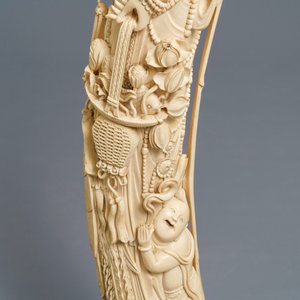 A very large Chinese carved ivory model of Guanyin, 19th C. — 照片 7