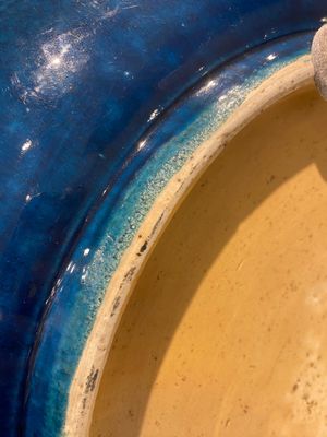 A very large Chinese monochrome blue-glazed dish, Kangxi — photo 10
