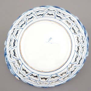 A very large French faience open-worked basket, 19th C. — 照片 7