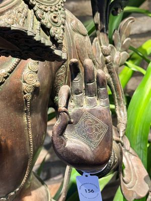 A very large Nepalese bronze sculpture of Manjusri, 19/20th C. — photo 13