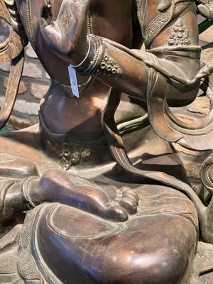 A very large Nepalese bronze sculpture of Manjusri, 19/20th C. — photo 7