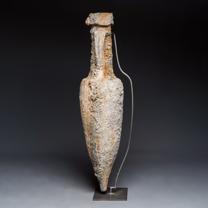 A very large Roman pottery wine transport amphora with marine encrustation — 照片 2