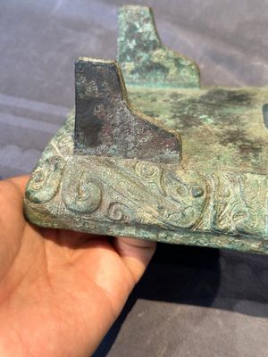 A very rare bronze food vessel and cover, 'fang xu 方盨', middle Western Zhou — foto 7