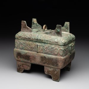 A very rare bronze food vessel and cover, 'fang xu 方盨', middle Western Zhou — foto 1