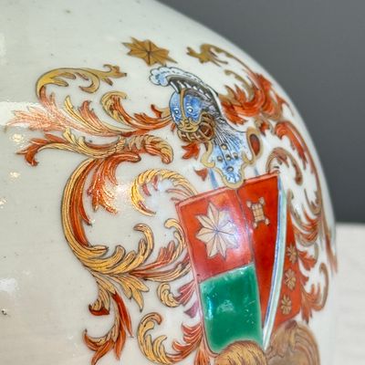 A very rare Chinese famille rose armorial kendi with the arms of De Heere for the Dutch market — foto 2