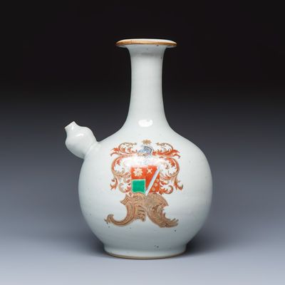 A very rare Chinese famille rose armorial kendi with the arms of De Heere for the Dutch market, Qianlong
