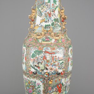 A very tall Canton famille rose palace vase, 19th C. — foto 3