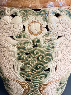 A Vietnamese Bien Hoa pottery garden seat, 20th C. — photo 14
