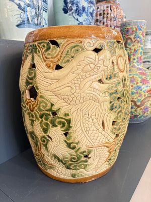 A Vietnamese Bien Hoa pottery garden seat, 20th C. — photo 4
