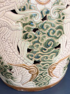 A Vietnamese Bien Hoa pottery garden seat, 20th C. — photo 9