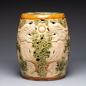 A Vietnamese Bien Hoa pottery garden seat, 20th C. — photo 3