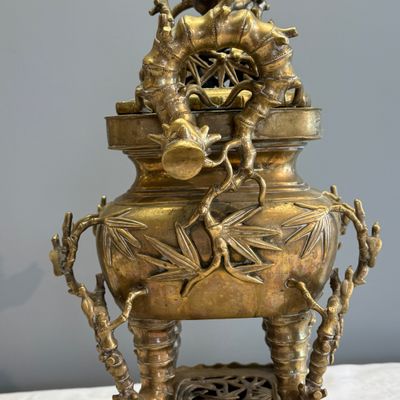 A Vietnamese bronze covered censer and stand — photo 11