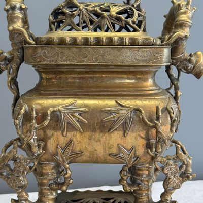 A Vietnamese bronze covered censer and stand — photo 15
