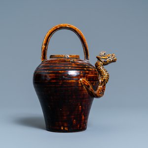 A Vietnamese brown-glazed 'dragon spout' ewer, 15/16th C. — 照片 4