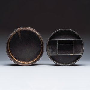 A Vietnamese mother-of-pearl-inlaid opium pipe, water pipe and covered box — 照片 22