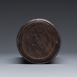 A Vietnamese mother-of-pearl-inlaid opium pipe, water pipe and covered box — 照片 7