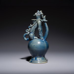 A Vietnamese or Annamese blue-glazed 'Qilin' ewer — 照片 1