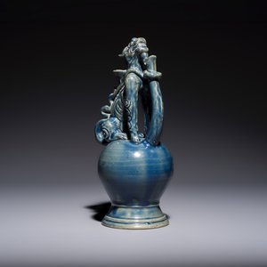 A Vietnamese or Annamese blue-glazed 'Qilin' ewer — 照片 5