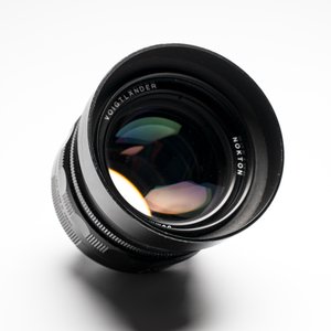 A Voigtländer Nokton 50 mm F1.1 lens and hood — photo 5