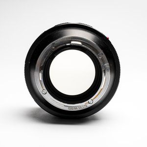 A Voigtländer Nokton 50 mm F1.1 lens and hood — photo 9