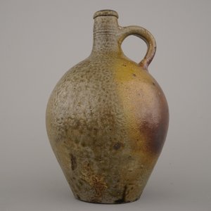 A Westerwald pewter-mounted jug and 2 stoneware vessels, 16/18th C. — photo 14