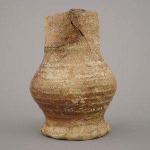 A Westerwald pewter-mounted jug and 2 stoneware vessels, 16/18th C. — photo 9